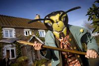 Разъяренный демаскированный Накажук