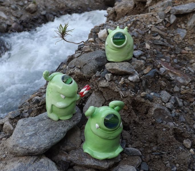 Файл:Мозговые Слизни by Трезэлль.jpeg