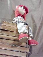 Муська на высоком месте в пантеоне сказаний. Героиня; Пантеоны.